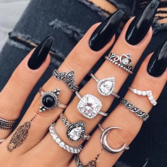 Jewelry - NEW 10pc multi styles ring set